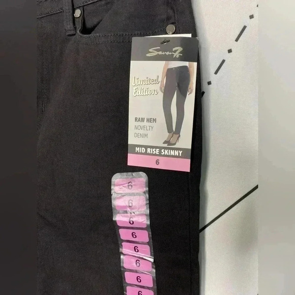 Seven7 Limited Edition Mid Rise Skinny Raw Hem Stretchy Pockets - Picture 3 of 5